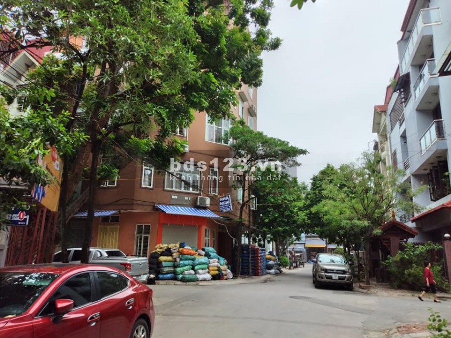 Bán Đất Tặng Nhà Phố Quang Trung, 68m, MT5m, Ô tô tránh, giá 2 tỷ 25 Lh 0936552879
