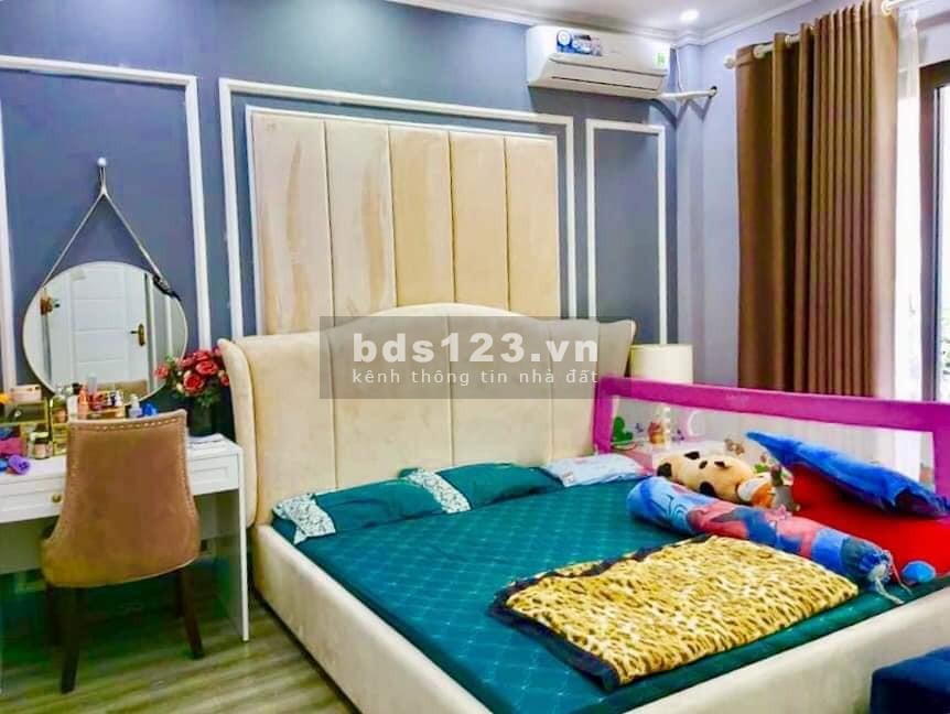 Bán nhà Ái Mộ Long Biên 46m2*4T-Ngõ ô tô-20m ra ô tô tránh-Nội thất đẹp