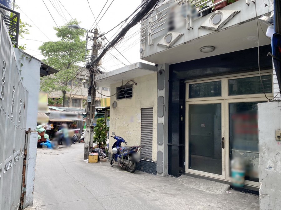 Nhà 3 lầu, 6PN, hẻm ôtô đường Dương Bá Trạc P1 Q8
