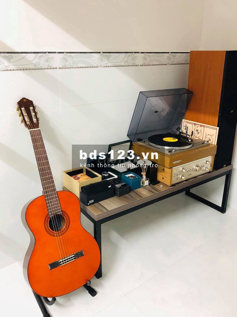 Cho thuê phòng trọ 28m2 Full nội thất, nhà mặt tiền Phú Nhuận mới xây