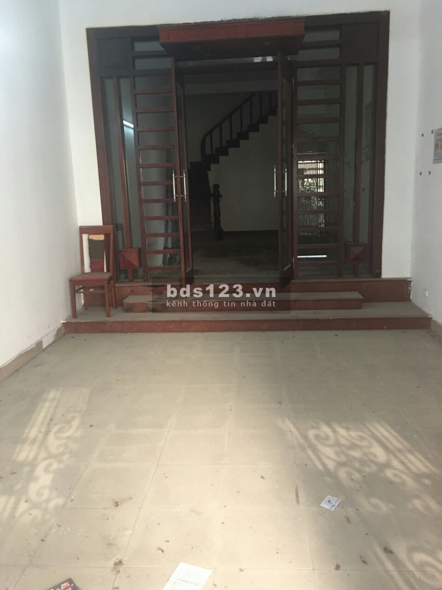 Bán nhà trung tâm Đống Đa, khu vực kinh doanh sầm uất