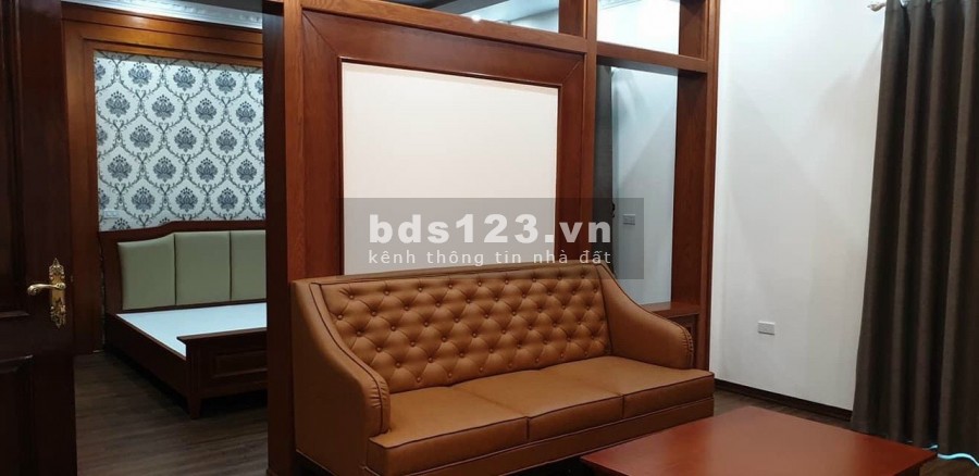Bán nhà 4 tầng mặt phố Cao Bá Quát, TP Hải Dương, 62m2, mt 8m, nội thất cao cấp, chỉ 6.5 tỷ