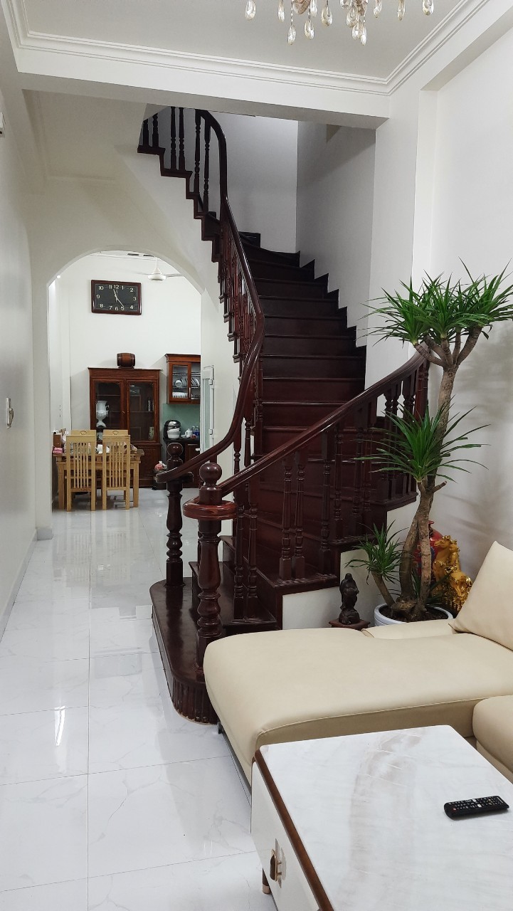 BÁN NHÀ PHỐ CỔ HÀ ĐÔNG - NHÀ ĐẸP MÊ LI - LƯƠNG VĂN CAN MỚI - 46M-3 NGỦ-CHỈ 4.02 TY 0909133888