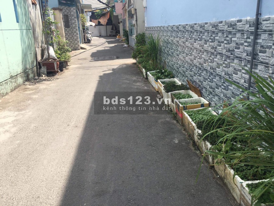 Cần tiền bán gấp nhà Tân Phú rẻ hơn thị trường giá 2,65 tỷ, 1 trệt 1 lầu thương lượng