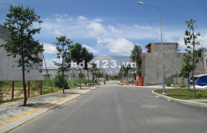 Chính chủ cần bán gấp nền đất 120m2 KDC Tân Đô SHR giá rẻ 1.5 tỷ