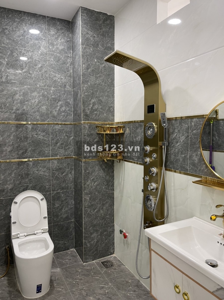 Nhà HXT Gò Dầu, 3 lầu, sân thượng, 5PN, 5WC, mới đẹp