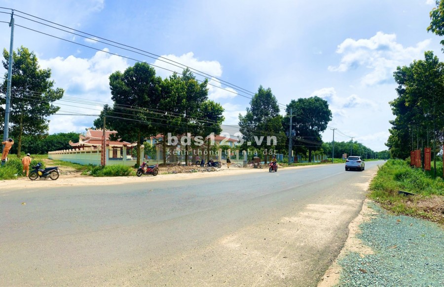 1000m2 vị trí đẹp giữa 3 cum công nghệ cao Long Thành, miễn trung gian