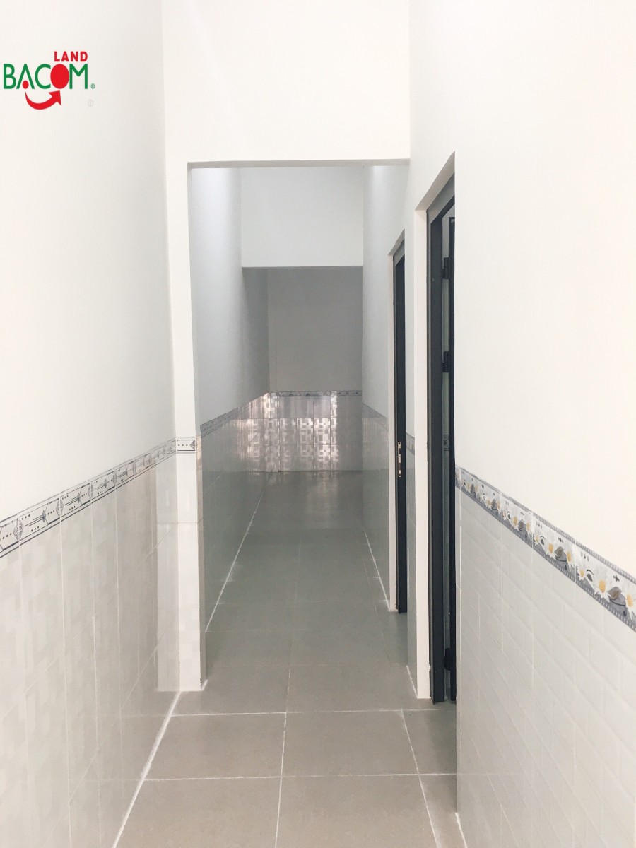 Bán Nhà Gần Chợ Nhỏ Tân Hiệp, Diện Tích 119 m2, Giá chỉ 2.8 tỷ.