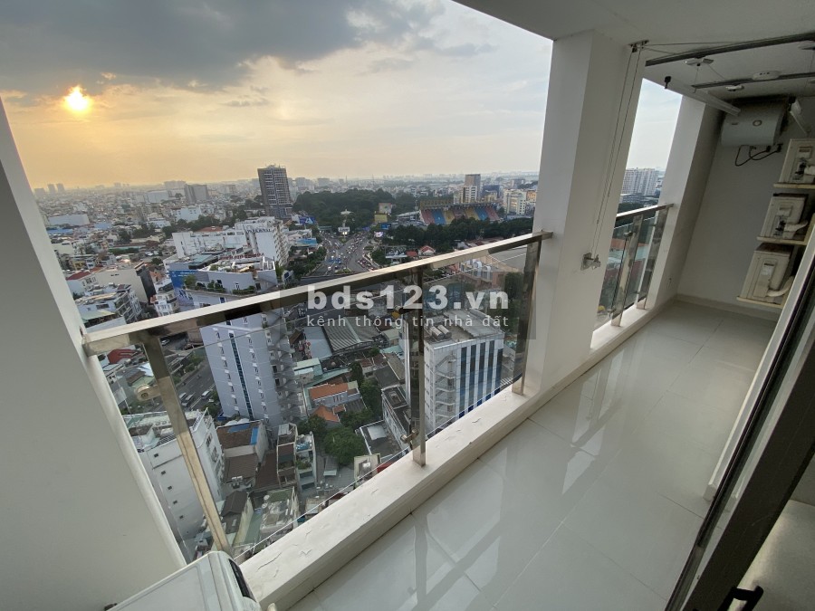 Căn hộ Kingston cho thuê 2PN, NTCC, tầng cao, Giá tốt chỉ 18Tr/ tháng còn Fix