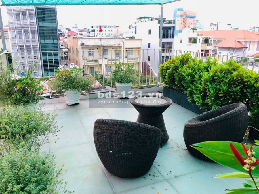 Bán tòa Căn Hộ Dịch Vụ ngay trung tâm Q1 ngang 15m HGT 80TR/th