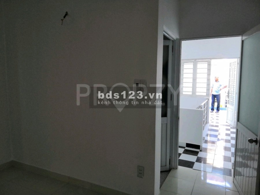 Nhà riêng Phan Xích Long, 5PN, 14 triệu, phường 2 quận Phú Nhuận, thông ra bờ kè, 0938.764.277