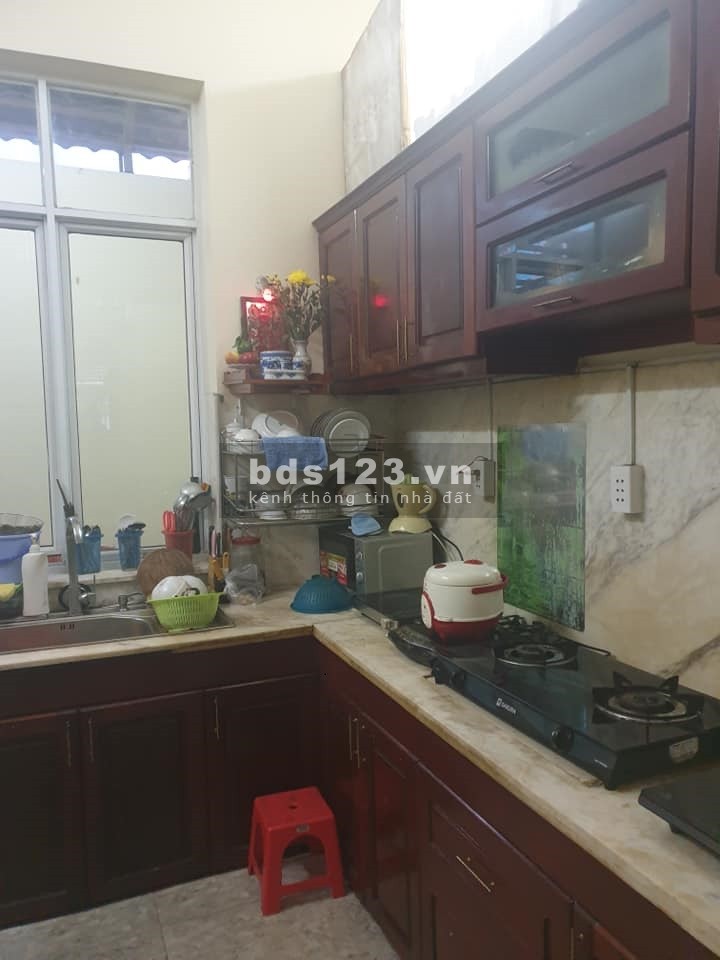 RẤT GẤP BÁN Lạc Long Quân P8,Tân Bình (4 x15m) chỉ 5 tỷ 3