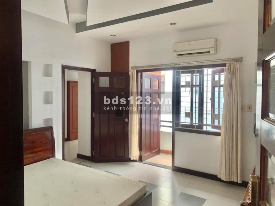 RẤT GẤP BÁN Lạc Long Quân P8,Tân Bình (4 x15m) chỉ 5 tỷ 3