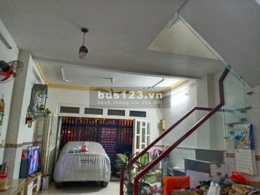 Bán Nhà HXH to như MT Dương Quảng Hàm P5 GV, 66m2 3Tầng chỉ 7.4Tỷ