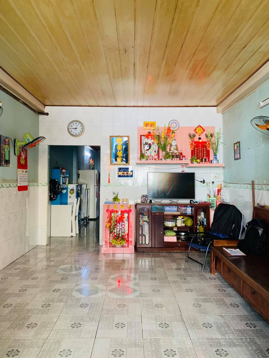 Bán nhà 4x16m, dt 64m2, giá chỉ 5,5 tỷ, SHR, HXH đường Tô Hiệu, Tân Thới Hòa, Tân Phú