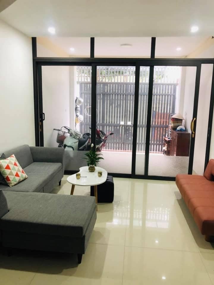 Bán nhà mới quận Tây Hồ Xuân La 65M2 MT4M giá 12.5 Tỷ Vị trí siêu Vip