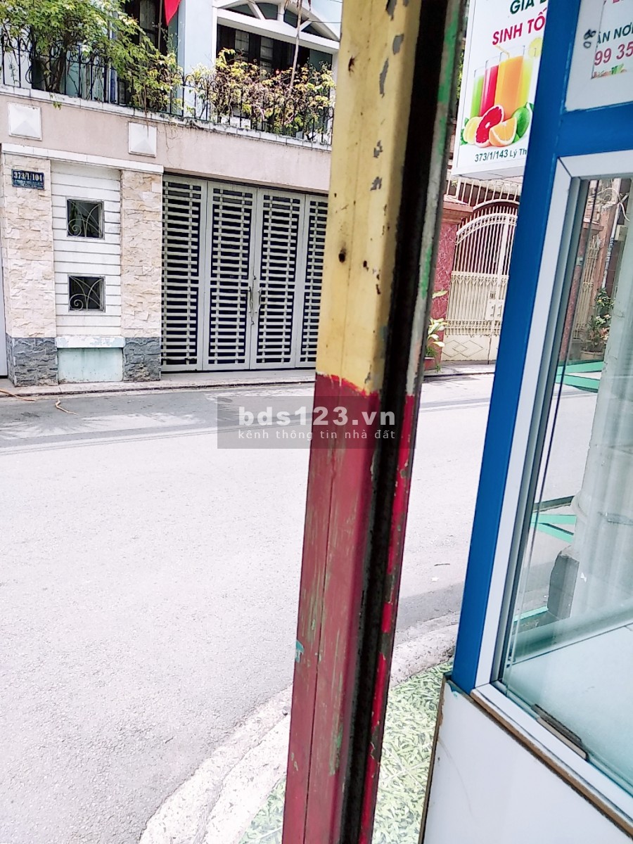 Cho thuê mặt bằng kinh doanh gần trường học và chợ