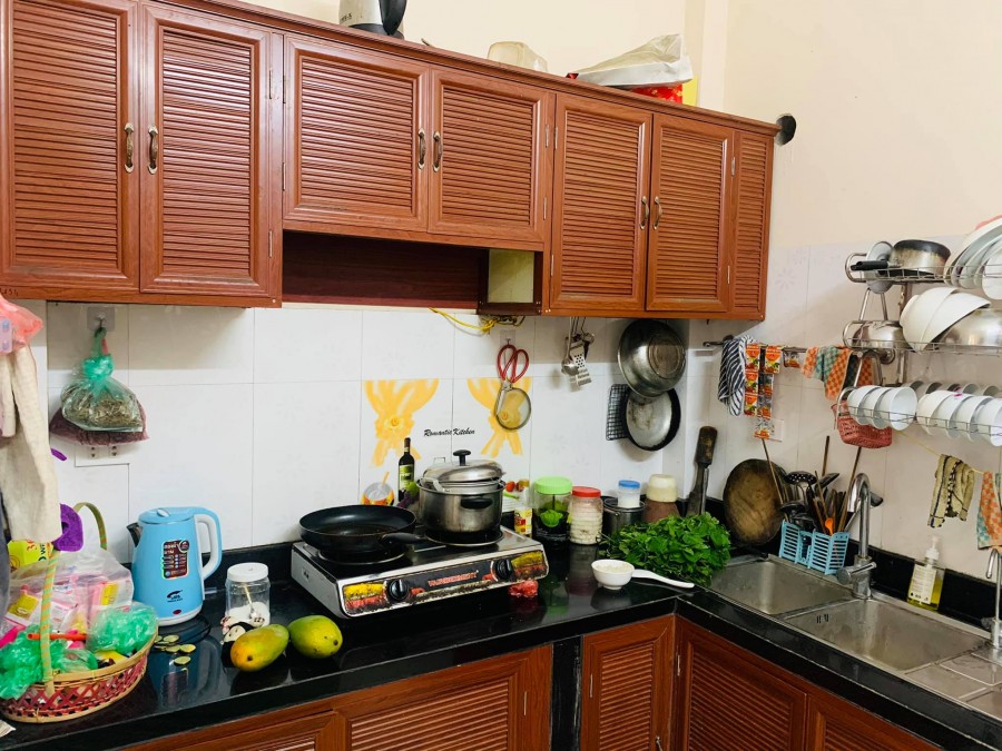 Nhà đẹp kẻ vẽ 34m2 4 tầng mt 3m ngõ oto giá chỉ 2.750