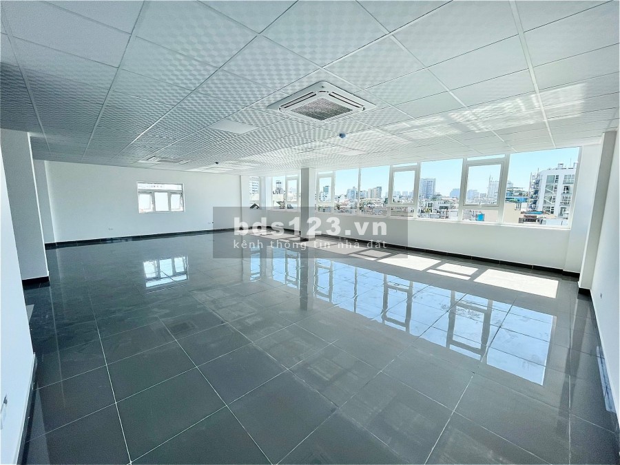 Building Hầm 5 lầu sàn trống suốt 1200m2 Thảo Điền Quận 2