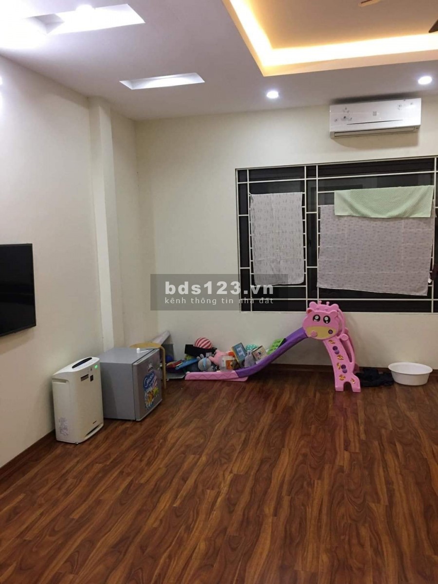 Bán nhà phố bùi xương trạch 26mx 5t, oto , kinh doanh, giá 3,7 tỷ lh 0985026769