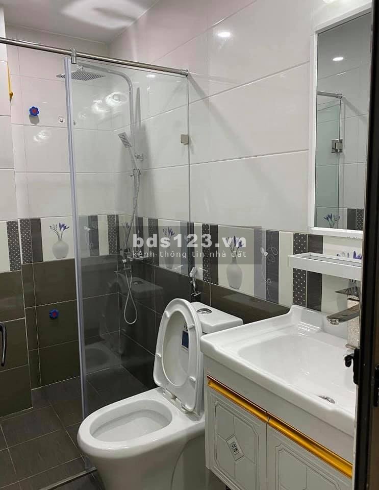 Bán Gấp Nhà Nguyên Căn Gần Chợ Bình Chánh, 1.5 Tỷ Nhận Nhà Ngay, SHR