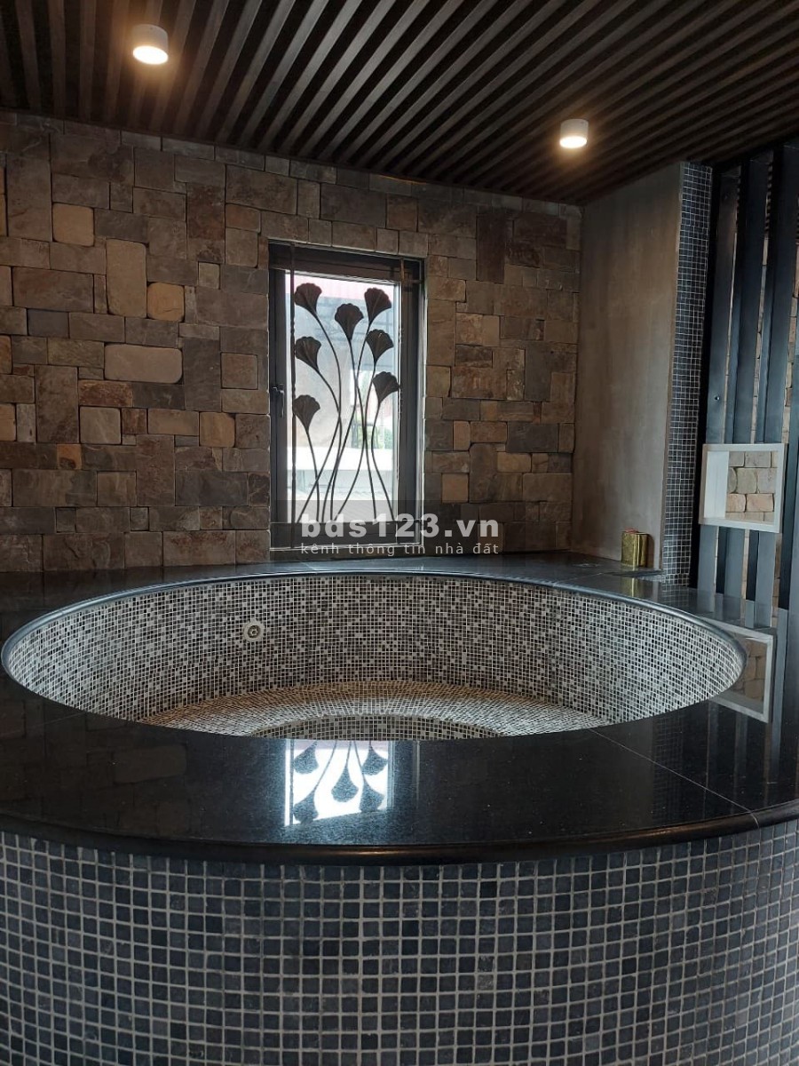 Bán nhà NGỌC THỤY LONG BIÊN Mặt tiền: 5.2m diện tích 45m