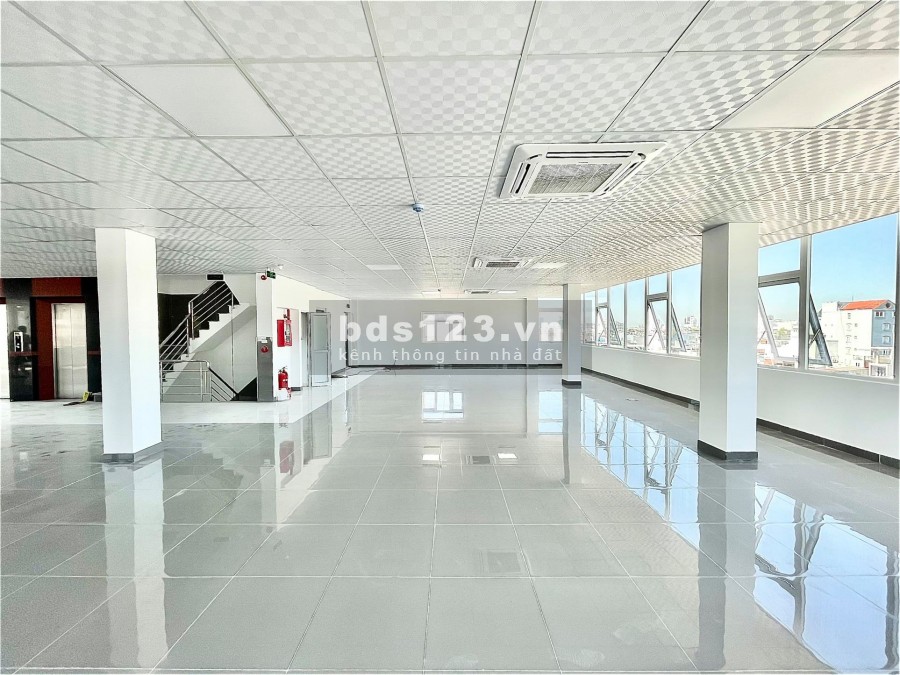 Building Hầm 5 lầu sàn trống suốt 1200m2 Thảo Điền Quận 2