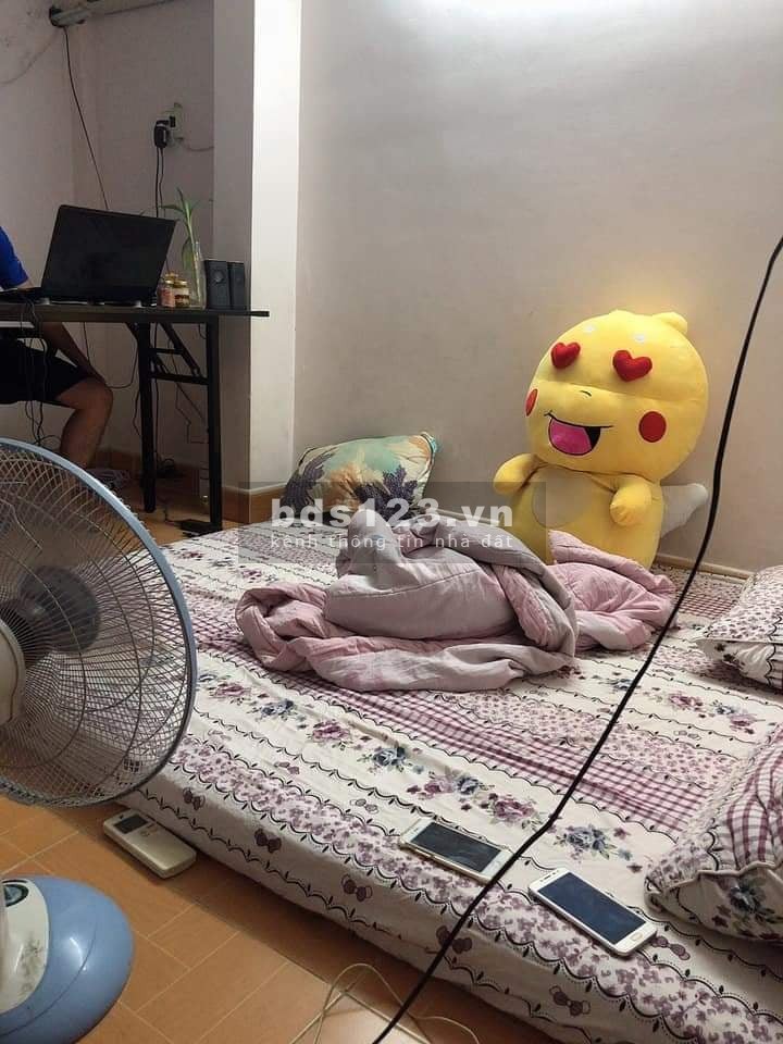 Bán nhà trung tâm Tân Bình giá chỉ 3.45 tỷ.