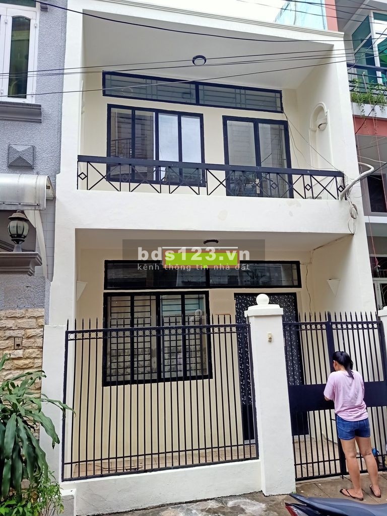 Nhà Lê Văn SĨ 4,5x15, trệt, lầu, 2PN – 13tr