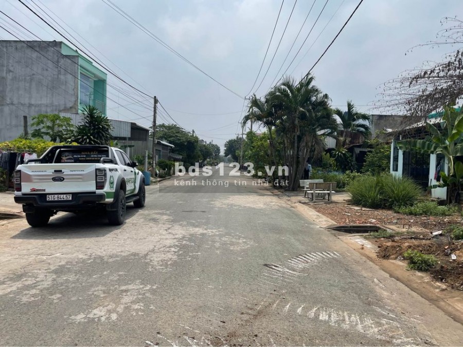 ĐẤT 2 GÓC MẶT TIỀN ĐƯỜNG A12B ĐƯỜNG NHỰA 16M, KDC TÂN ĐỨC