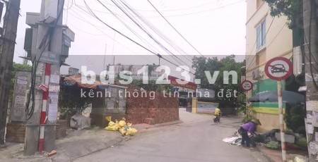 Bán nhà 4 tầng HOÀNG MAI, Ngõ rộng, phân Lô, Ôto đỗ TRƯỚC cửa - nhà 55m2, 5,7 tỷ.