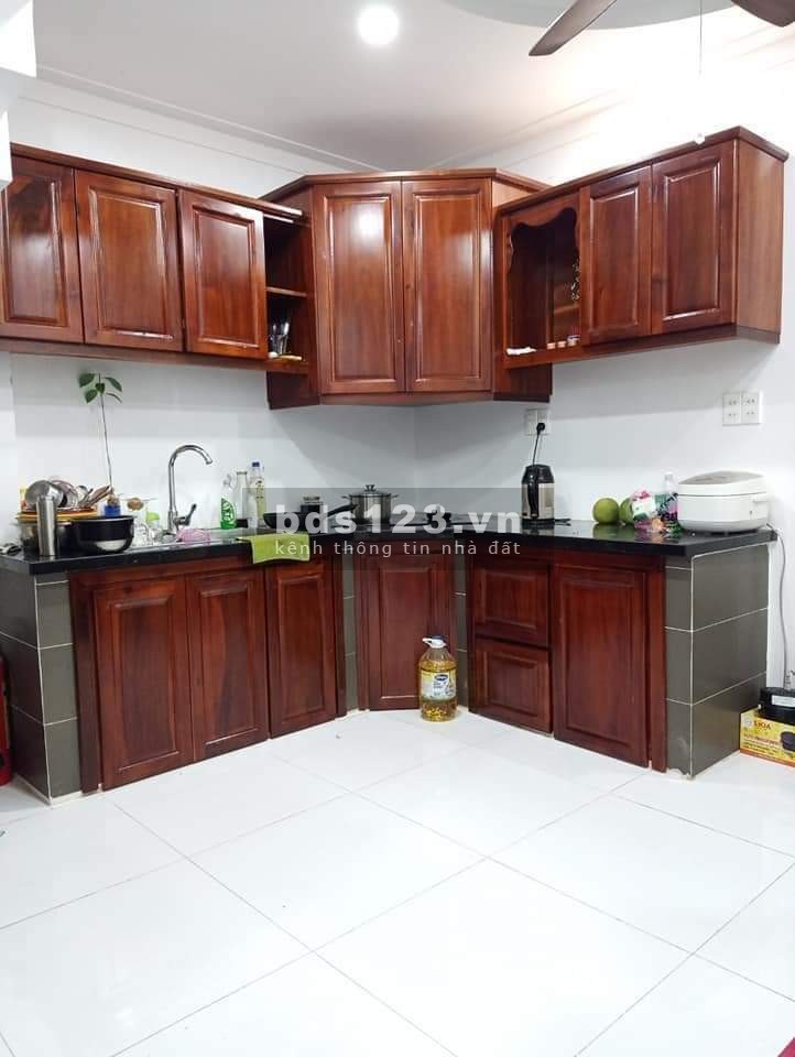 Bán nhà Hẻm xe hơi tránh Tô Hiệu, Tân Phú, 52m2, 5 tầng BTCT, giá rẻ
