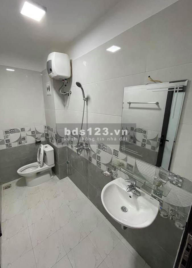 Bán nhà Xuân Đỉnh, Từ Liêm, Ôtô, 80m Ngoại Giao Đoàn, 35m2, 3.3 tỷ. T.Phương: 0941111357