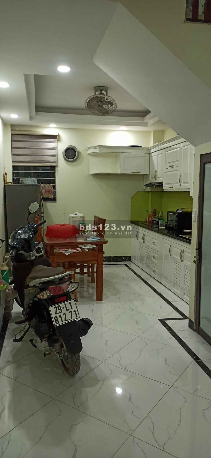 Nhà Đại Mỗ ngõ ô tô qua thông thoáng 36M 4 Tầng hai thoáng cần bán giá rẻ