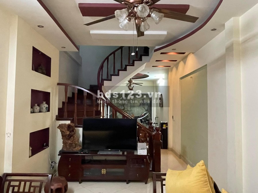 NHÀ ĐẸP HỒ TÙNG MẬU 70M2 4 TẦNG 5 NGỦ 6M MẶT TIỀN GIÁ 4.X TỶ