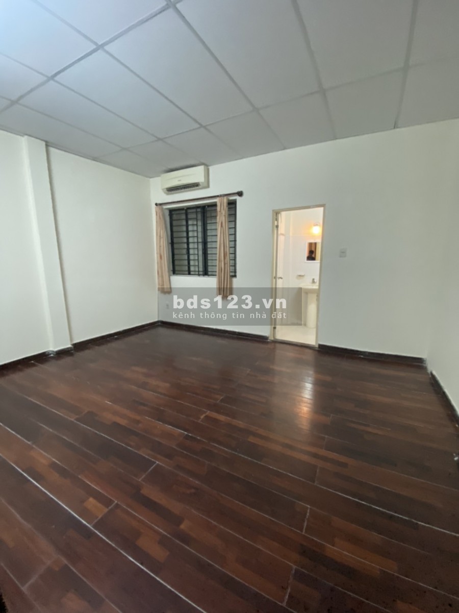 Nhà Lê Văn SĨ 4,5x15, trệt, lầu, 2PN – 13tr