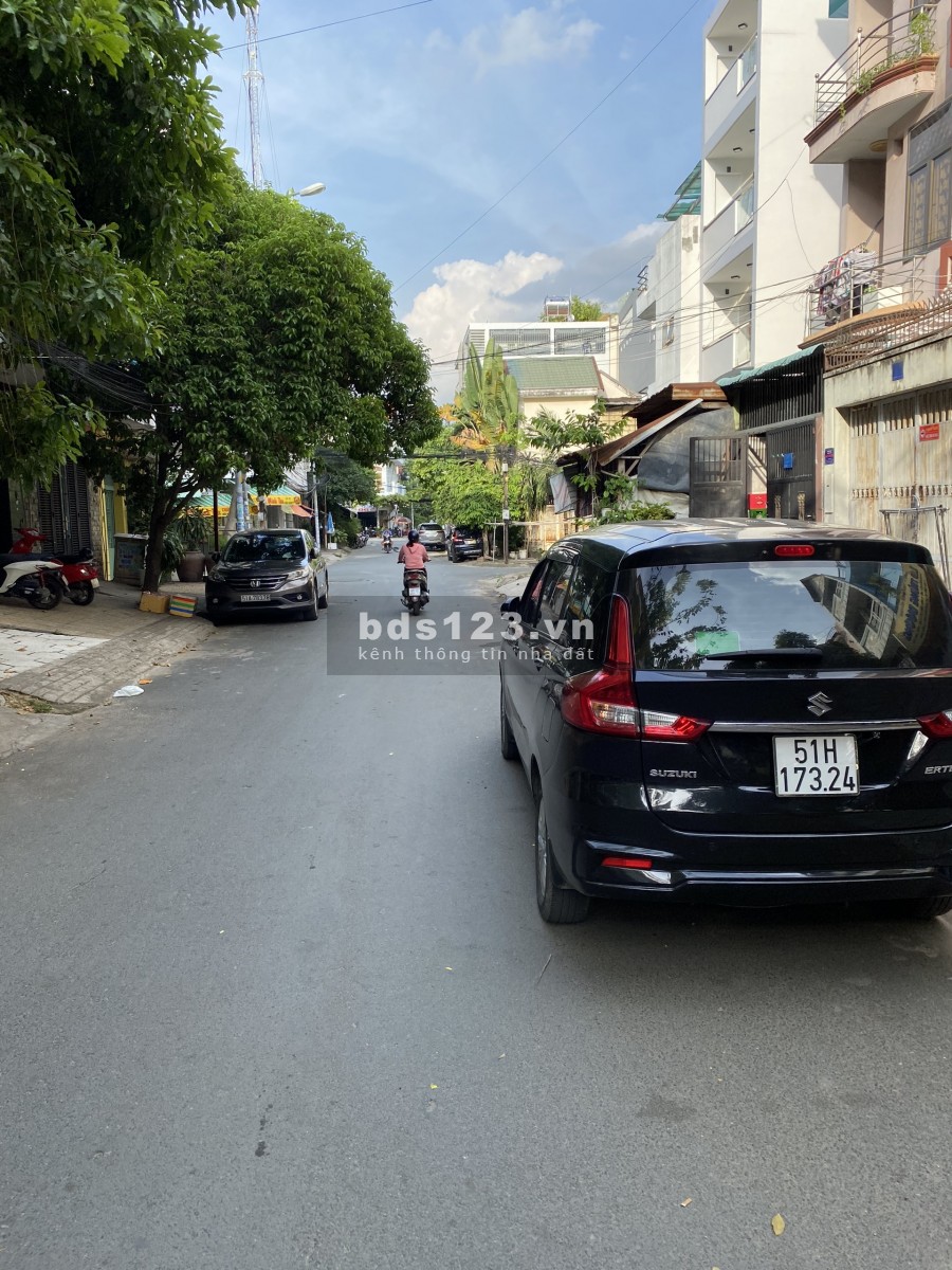 Nhà HXH Bình Lợi 4x18 Trệt 3Lầu 4PN 5WC Giá 20Tr/th