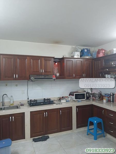 Kẹt vốn Bán Nhà 32/8C Ông Ích Khiêm, Phường 13, Quận 11, nhà đẹp 4PN, 4WC, 3 Tầng, giá 3 tỷ 9