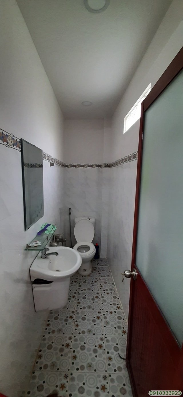 Cần tiền kinh doanh Bán gấp Nhà 7A/20C Thành Thái, Phường 14, Quận 10, 52m2, 4 Tầng, giá 7 tỷ 2 MTG