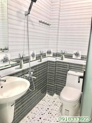 Kẹt vốn Bán Nhà 32/8C Ông Ích Khiêm, Phường 13, Quận 11, nhà đẹp 4PN, 4WC, 3 Tầng, giá 3 tỷ 9
