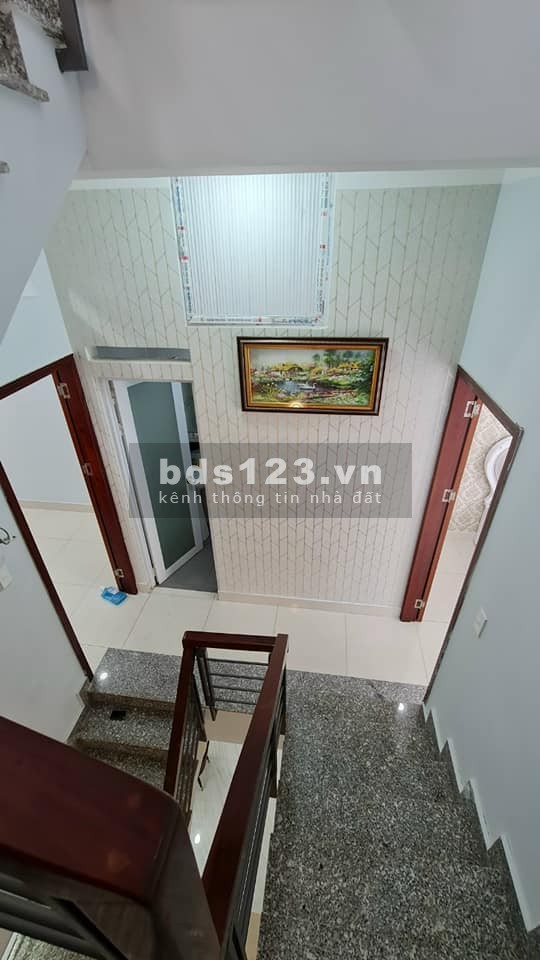 BÁN NHÀ QUẬN TÂN BÌNH, LẠC LONG QUÂN DT 5 x 13 GIÁ CHỈ 5.7 TỶ
