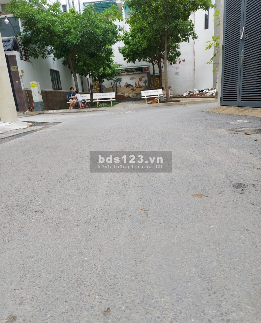 Nhà Minh Phụng Q6 112m2, 72m2 nhà, 40m2 sân, chủ giảm sâu chỉ còn 6 tỷ 6