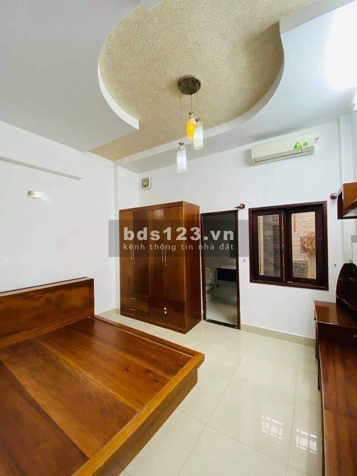 Gần Ngã tư GA Thạnh Lộc 29 HXH vào nhà 91m2 giá 3 tỷ 85 TL