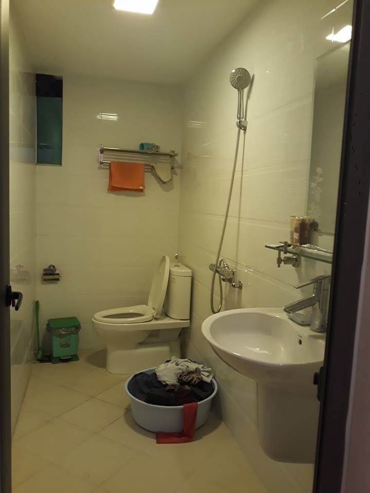 Bán gấp nhà Giáp Bát, P.lô, tặng nội thất, DT 48m, 4 Tầng, chỉ 3.1 tỷ.