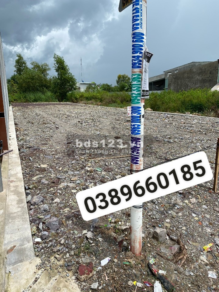 Cho thuê đất chính chủ, ba mẹ con cho thuê đất làm nhà xưởng buôn bán mặt tiền. Sdt 0389660185