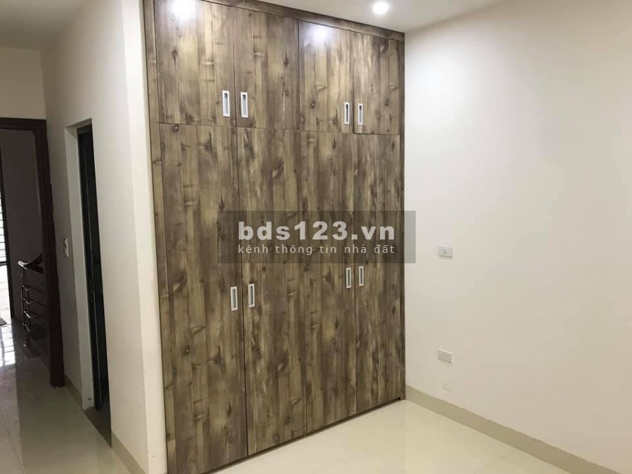 Bán nhà Nguyễn An Ninh phân lô 2 nhà ra phố