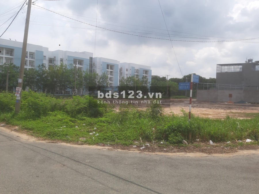 BÁN ĐẤT Ở LONG AN KHU DÂN CƯ ĐỨC HOÀ 125m2 SỔ HỒNG ĐẦY ĐỦ CHỈ 1,3 TỶ