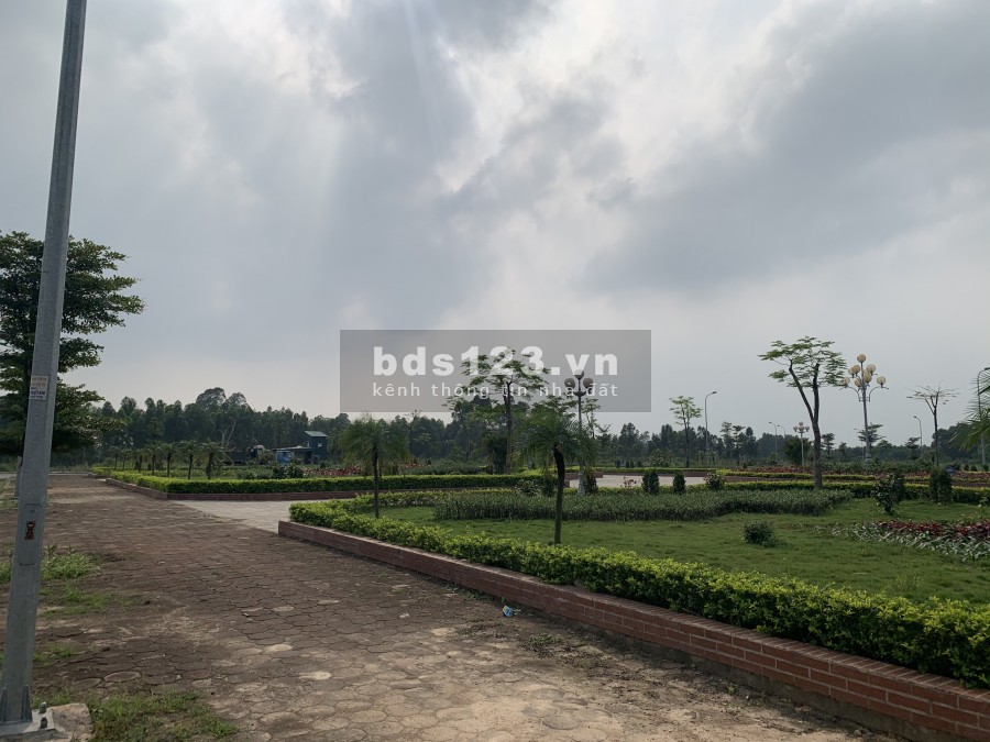 CHÍNH CHỦ BÁN LÔ GÓC 182M2 - NHÌN TRỰC TIẾP RA VƯỜN HOA TRUNG TÂM KĐT MỚI XUÂN HOÀ