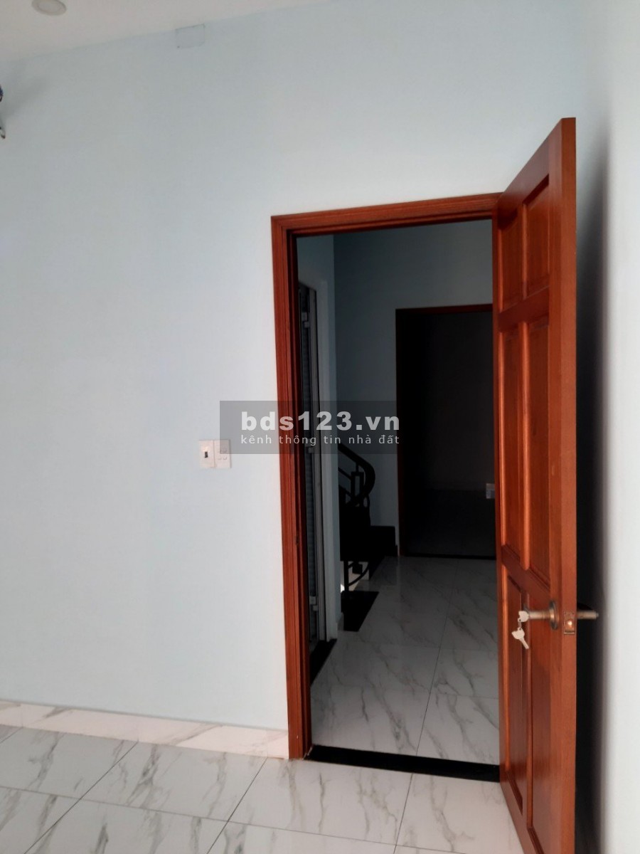 Nhà Đẹp 4 Tầng HXH 46M Thạnh Lộc 27 Quận 12 Giá 4.2 Tỷ