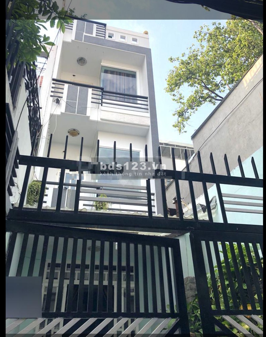 Nhà có sân để xe 5PN - Cách MT chỉ 1 nhà Phường 1 Q10. Giá 17 triệu
